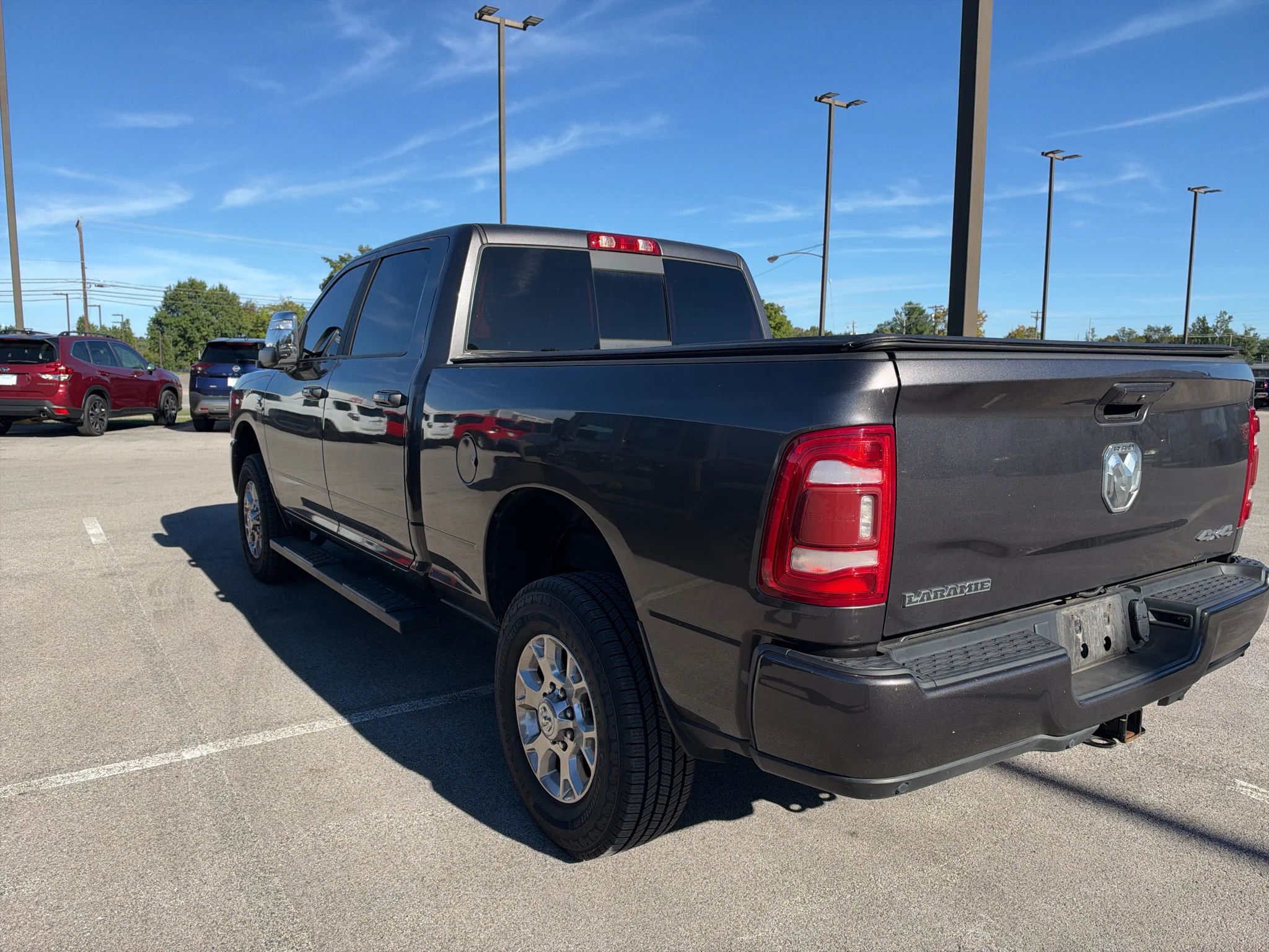 Certified Used 2023 Granite Crystal Metallic Clearcoat Ram Laramie image 7