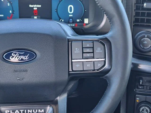 Used 2024 Agate Black MET Ford Platinum 4x4 SuperCrew Cab 5.5 ft. box 145 in. WB image 28