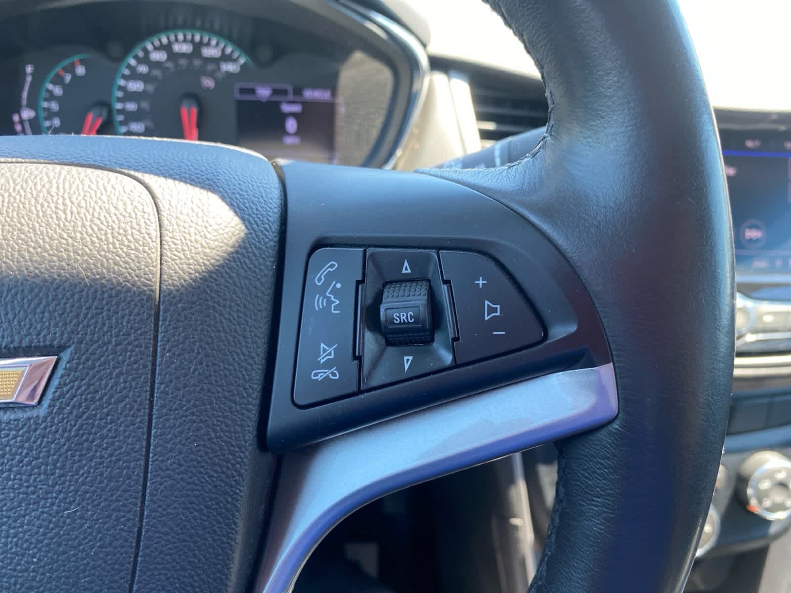 Used 2020 SATIN STEEL METALLIC Chevrolet LT image 28