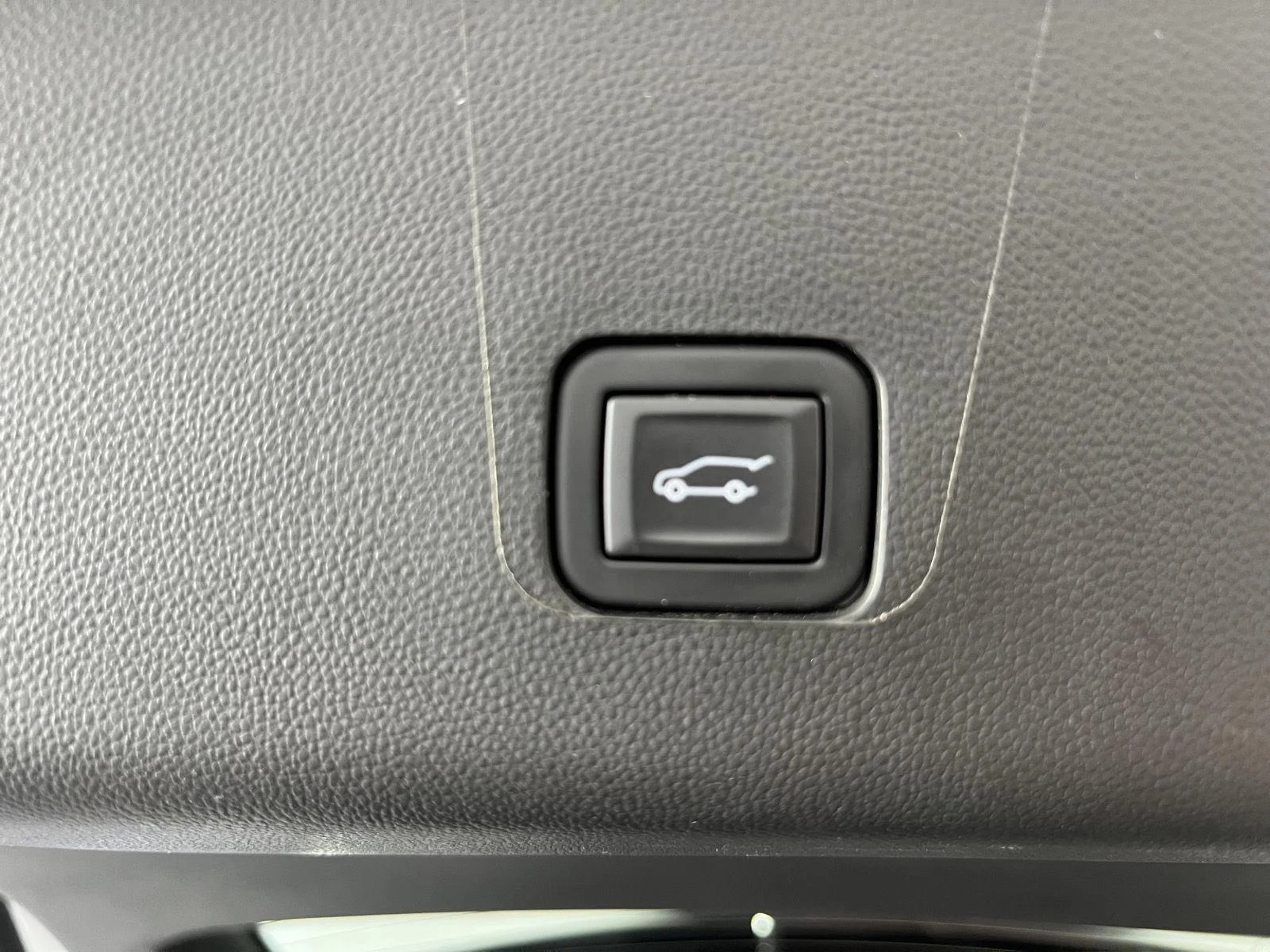 Used 2023 Summit White Chevrolet RS image 24