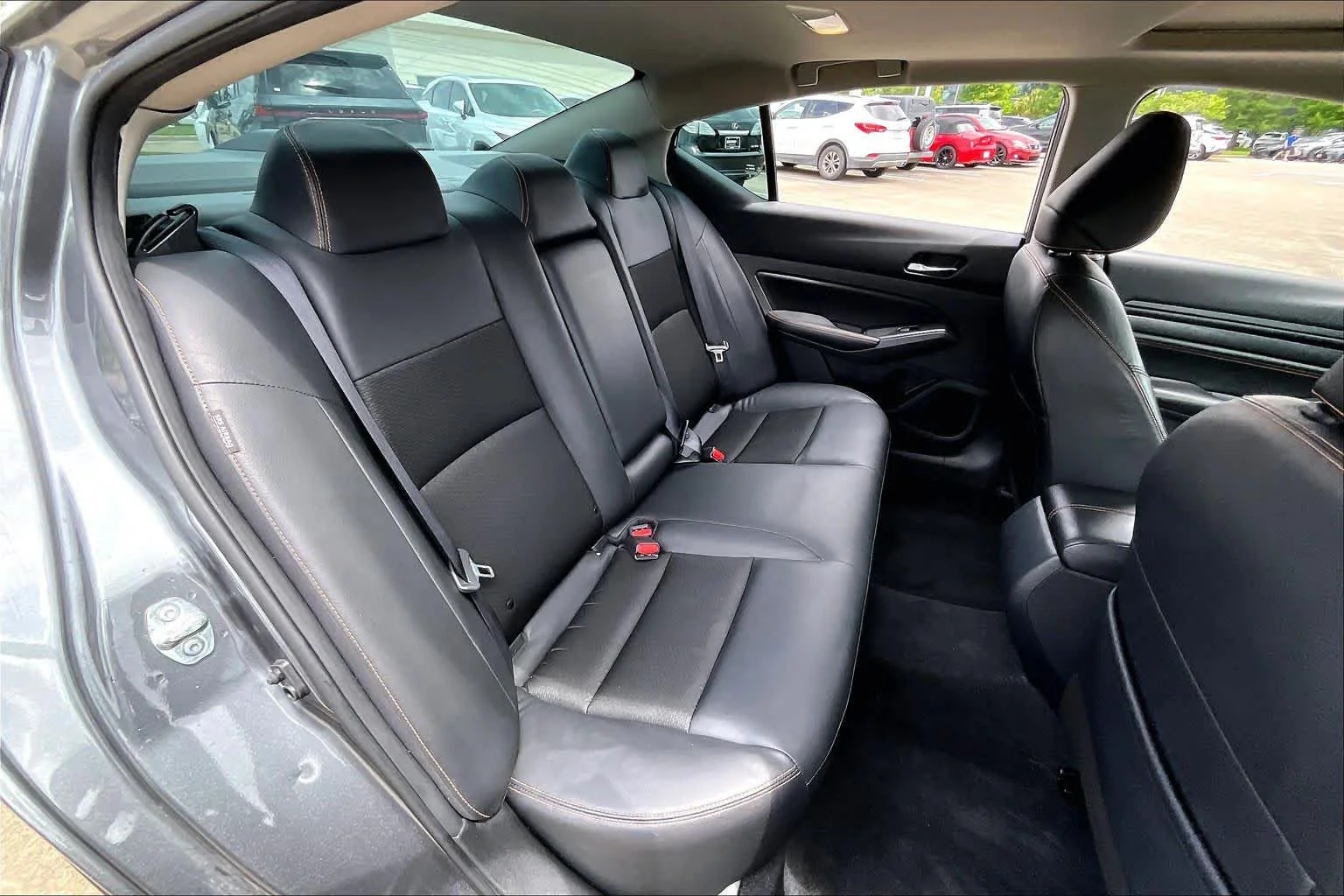 Used 2022 Gun Metallic Nissan 2.5 SR image 18