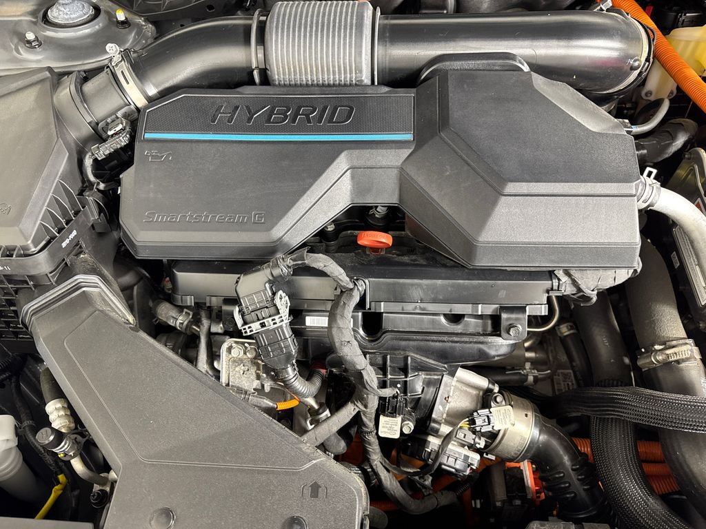 Certified Used 2025 Gray Hyundai SEL Convenience image 15