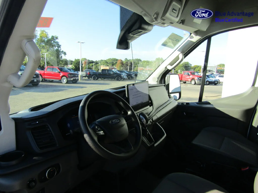 Certified Used 2026 Oxford White Ford Base image 30