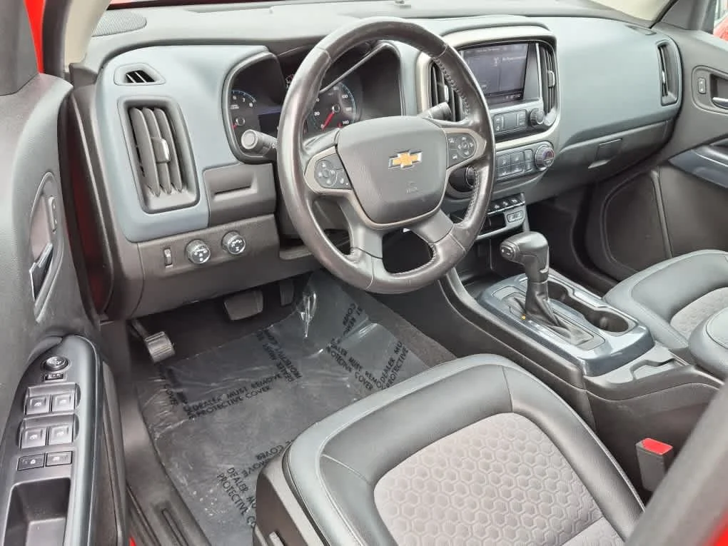 Used 2020 Crush Chevrolet 4WD Z71 image 9