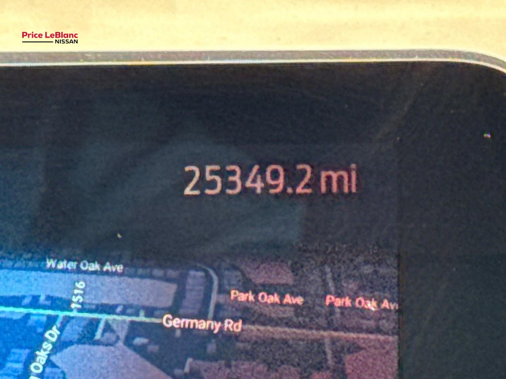 Used 2025 Stone Blue Ford Tremor image 27
