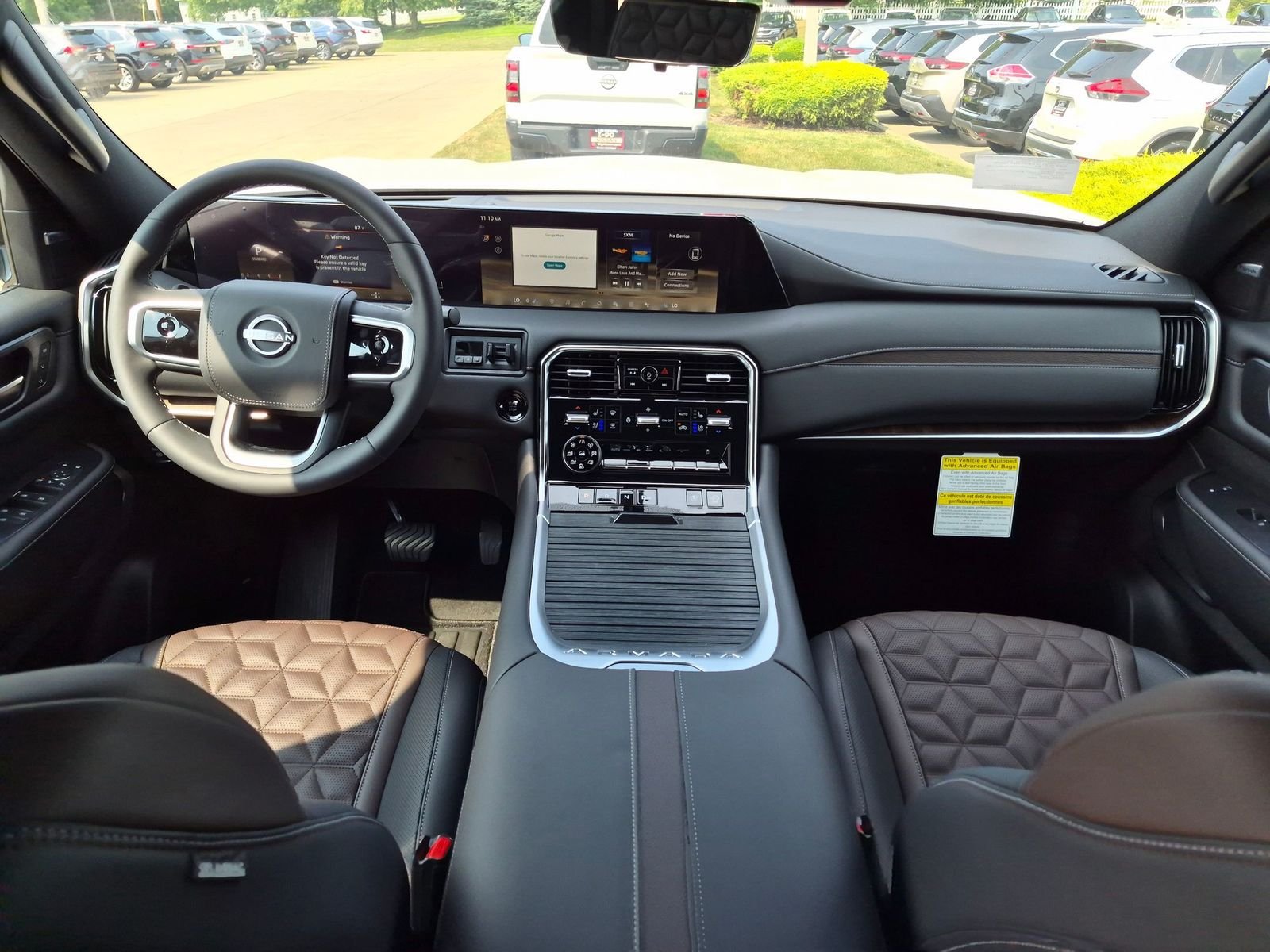 New 2026 Everest White TriCoat / Super Black Two-tone Nissan Platinum Reserve image 18