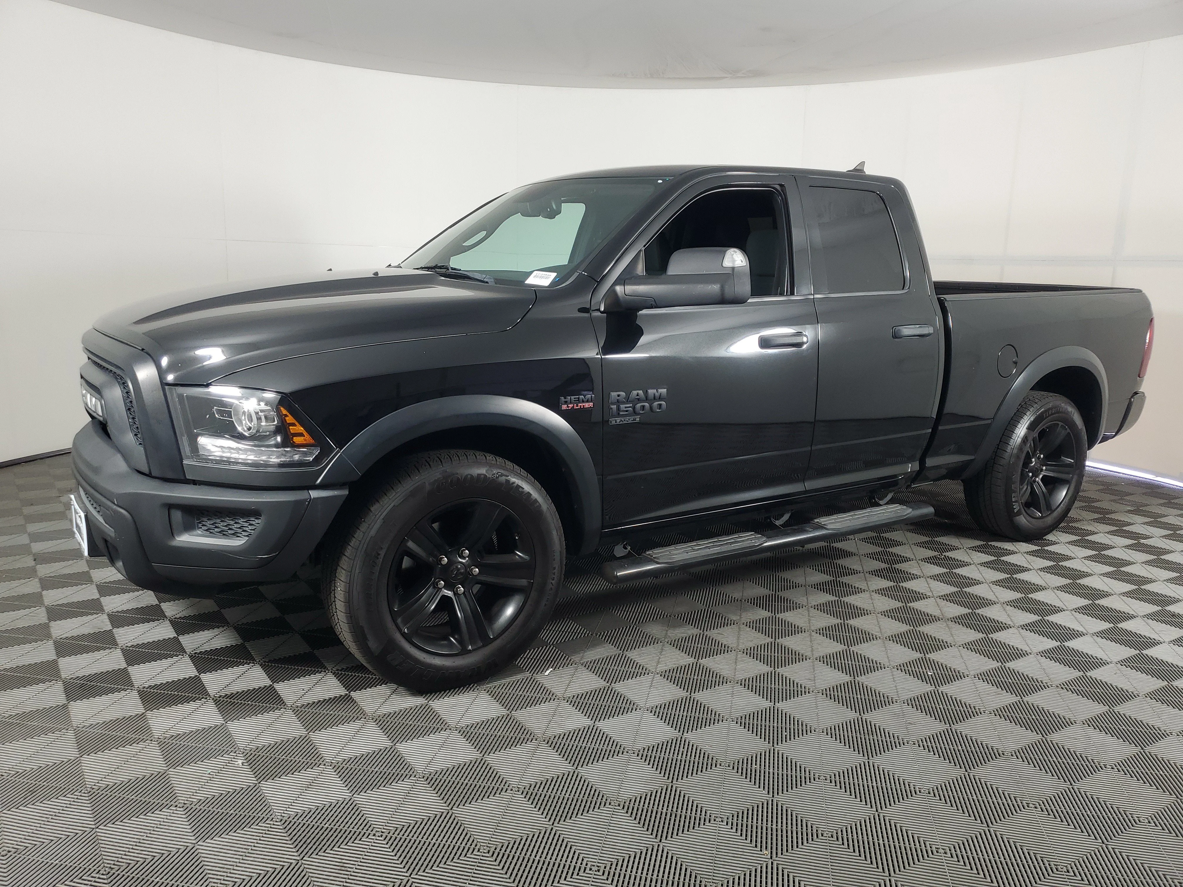Used 2021 Diamond Black Crystal Pearlcoat Ram Warlock image 8
