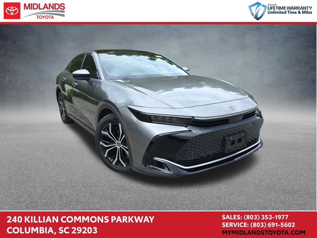 2024 Toyota Crown Limited AWD's photo