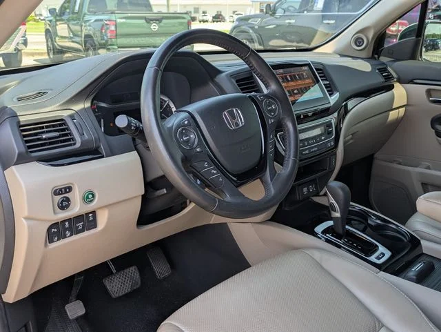 Used 2019  Honda RTL-E image 27