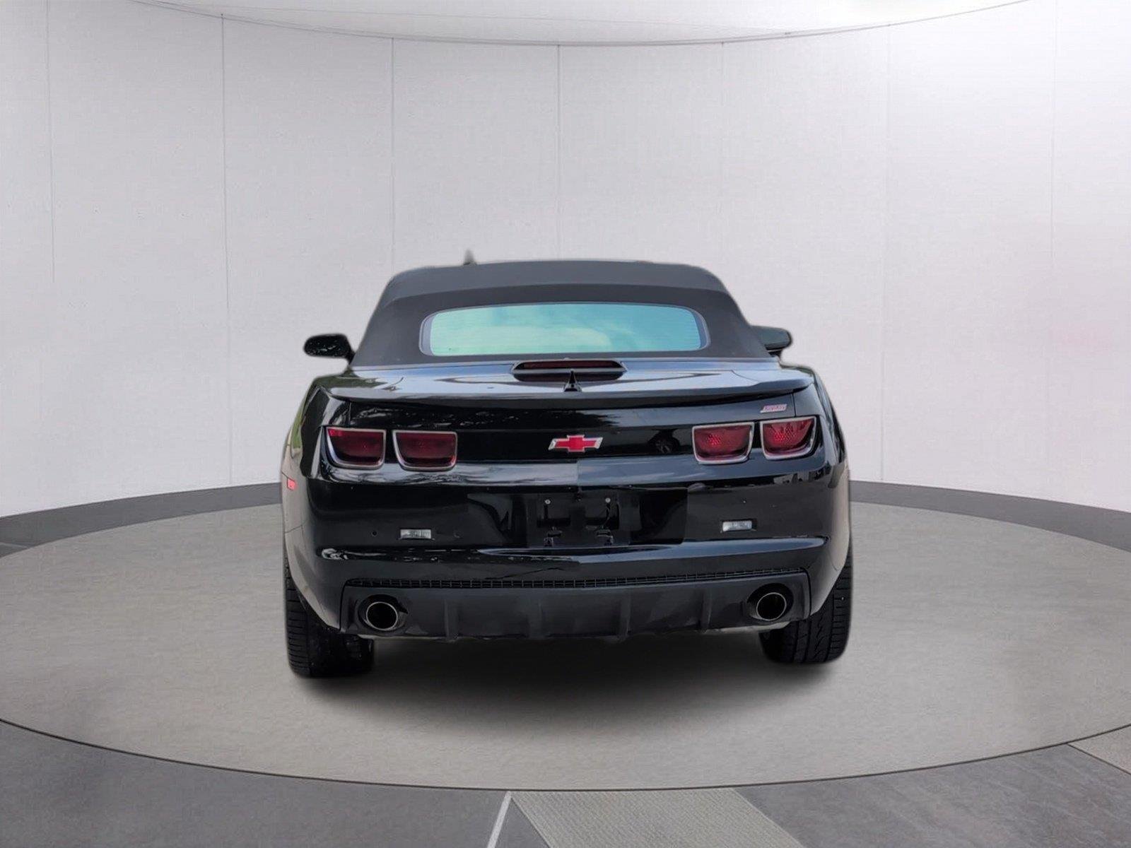 Used 2011 Black Chevrolet 2SS image 4