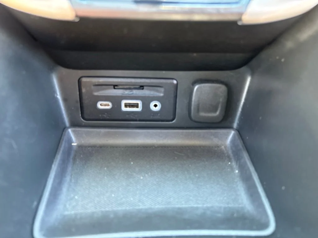 Used 2023 Black GMC Denali image 34