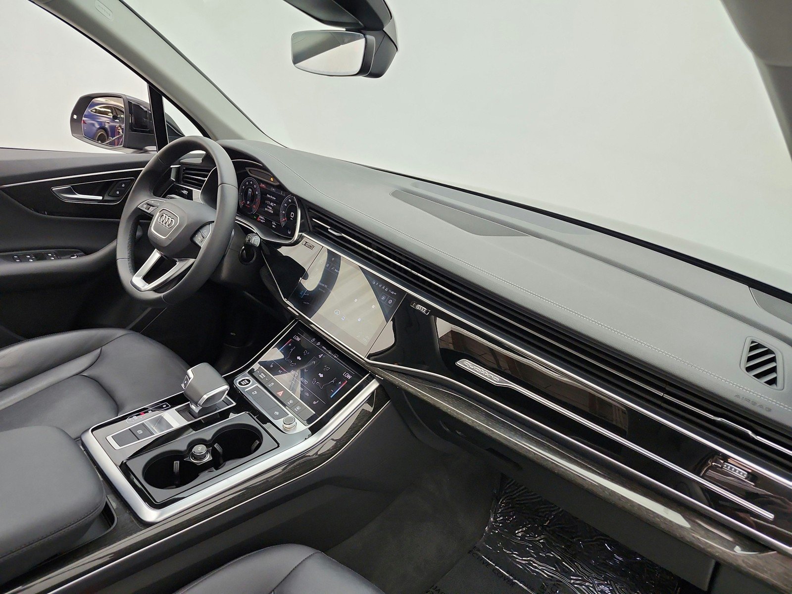 Used 2023 Mythos Black Metallic Audi Premium image 19