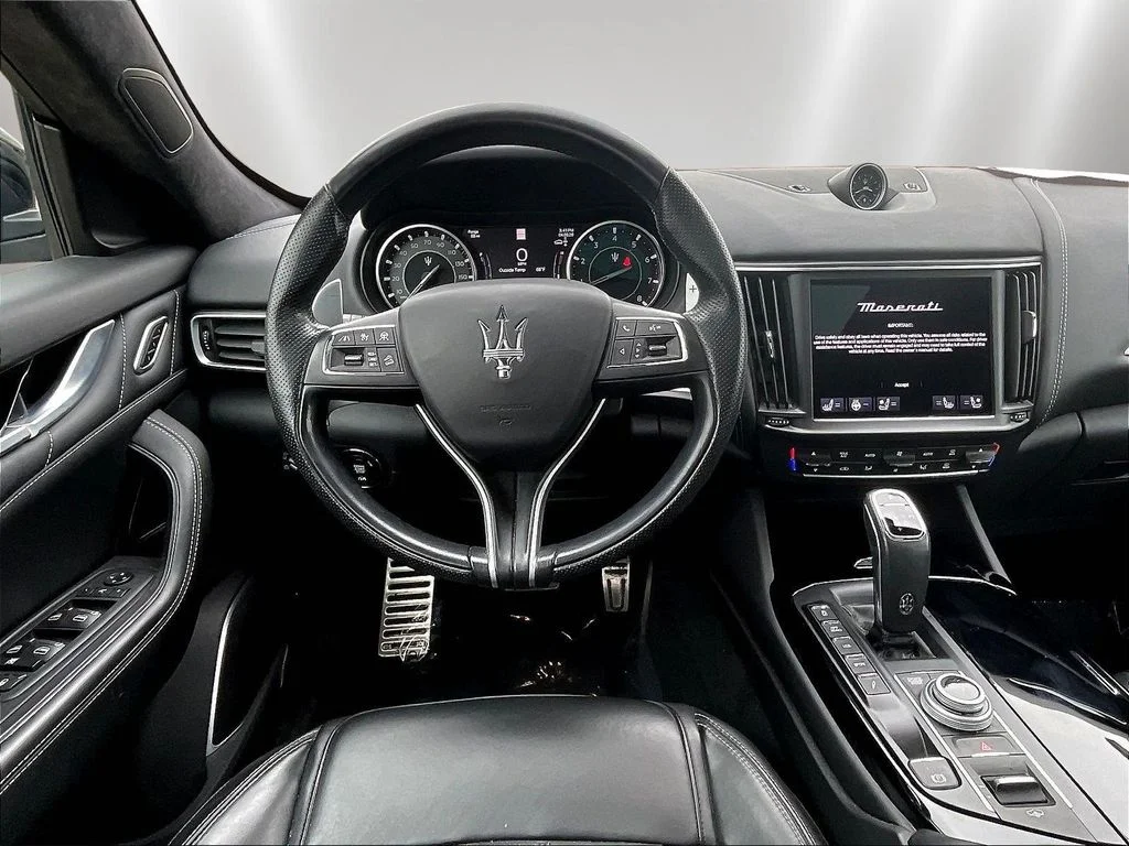 Used 2022 Grigio Maratea Metallic Maserati Modena image 8