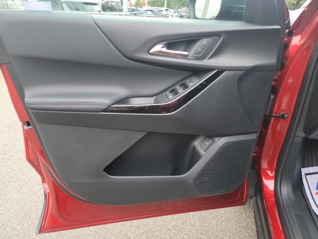 2027 Chevrolet Equinox LT - Photo 9