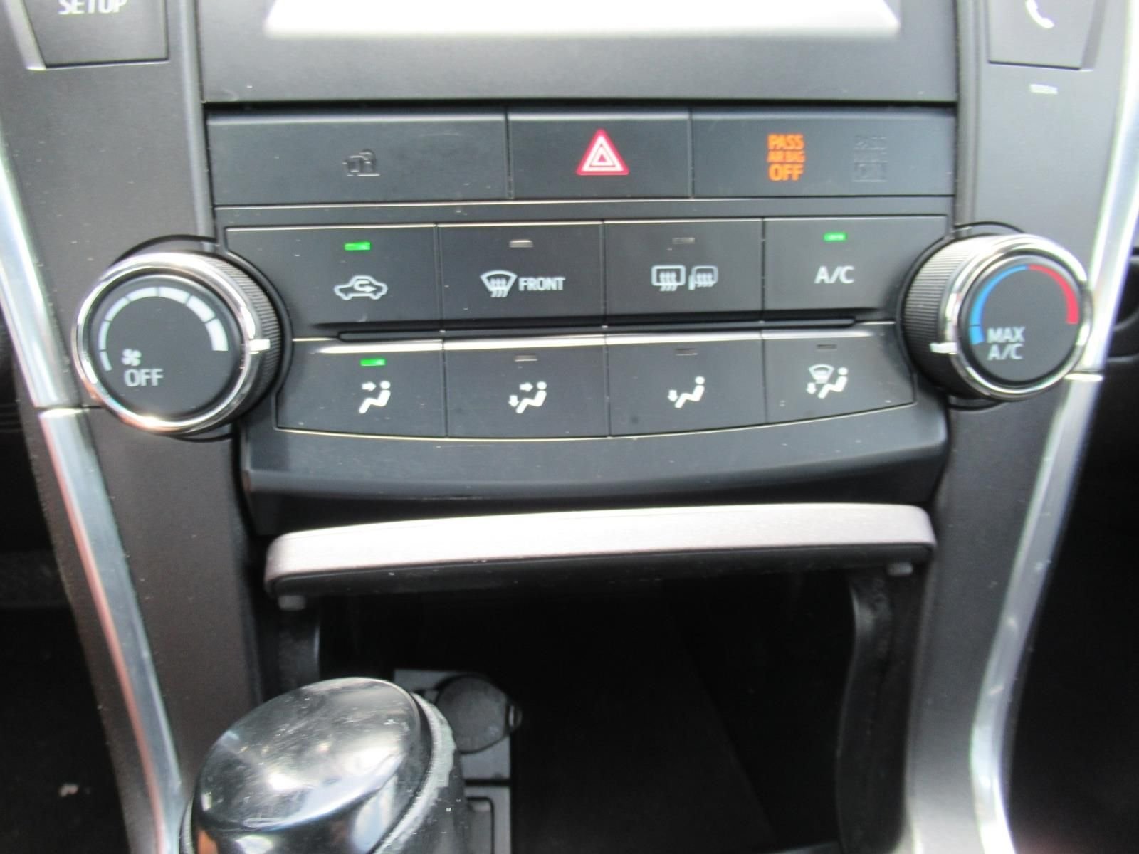 Used 2017 Red Toyota SE image 26