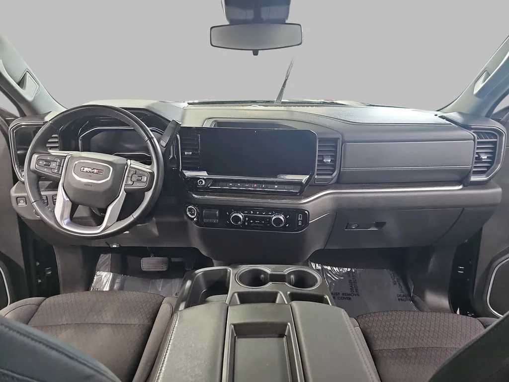 Certified Used 2025 Onyx Black GMC Elevation image 11