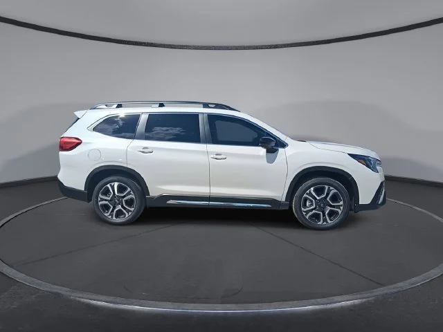 New 2026 CRYSTAL WHITE PEARL Subaru Limited 7-Passenger image 9