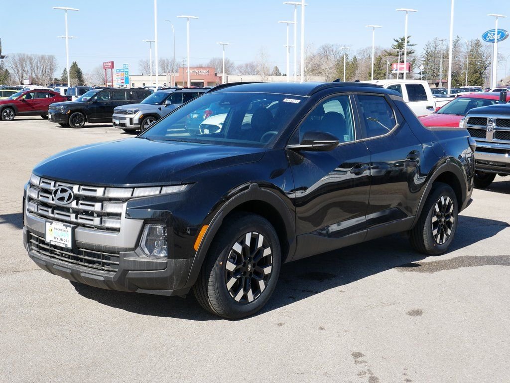 Certified Used 2025 Black Hyundai SEL image 4