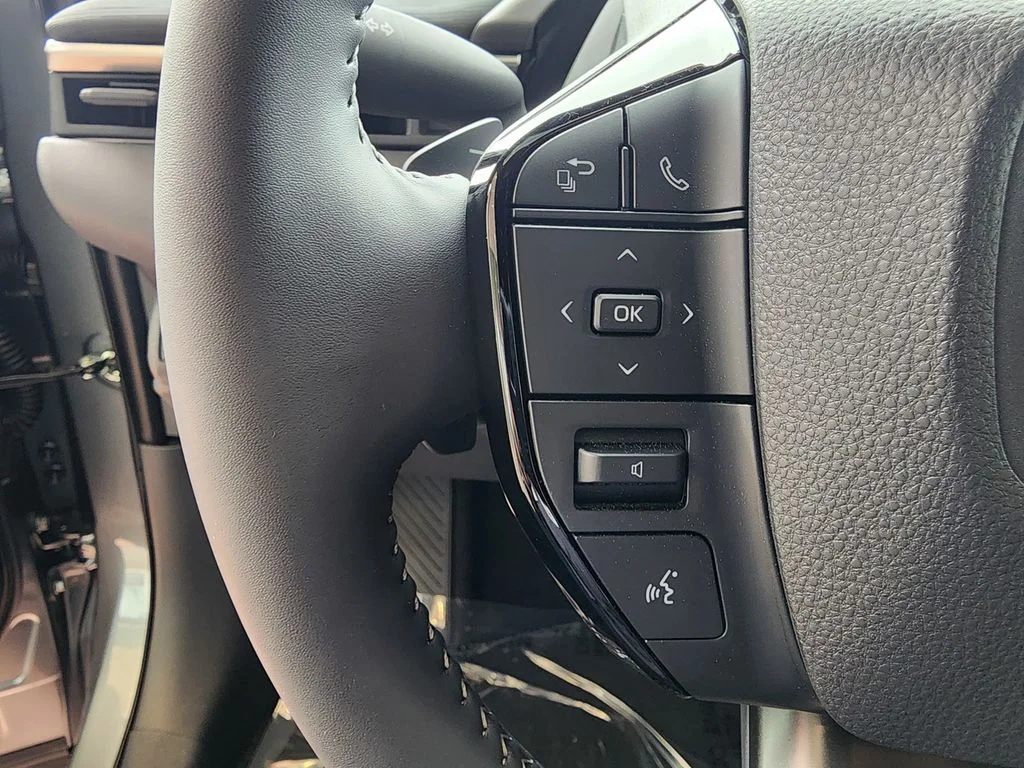 2026 Toyota C-HR XSE - Photo 19