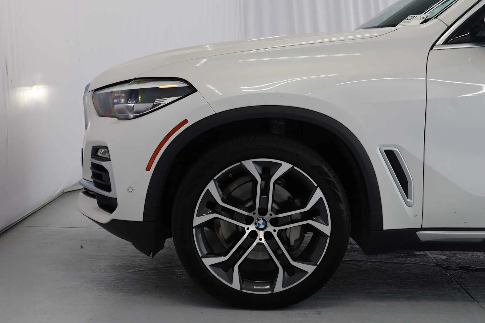 Used 2020 Mineral White Metallic BMW sDrive40i image 11