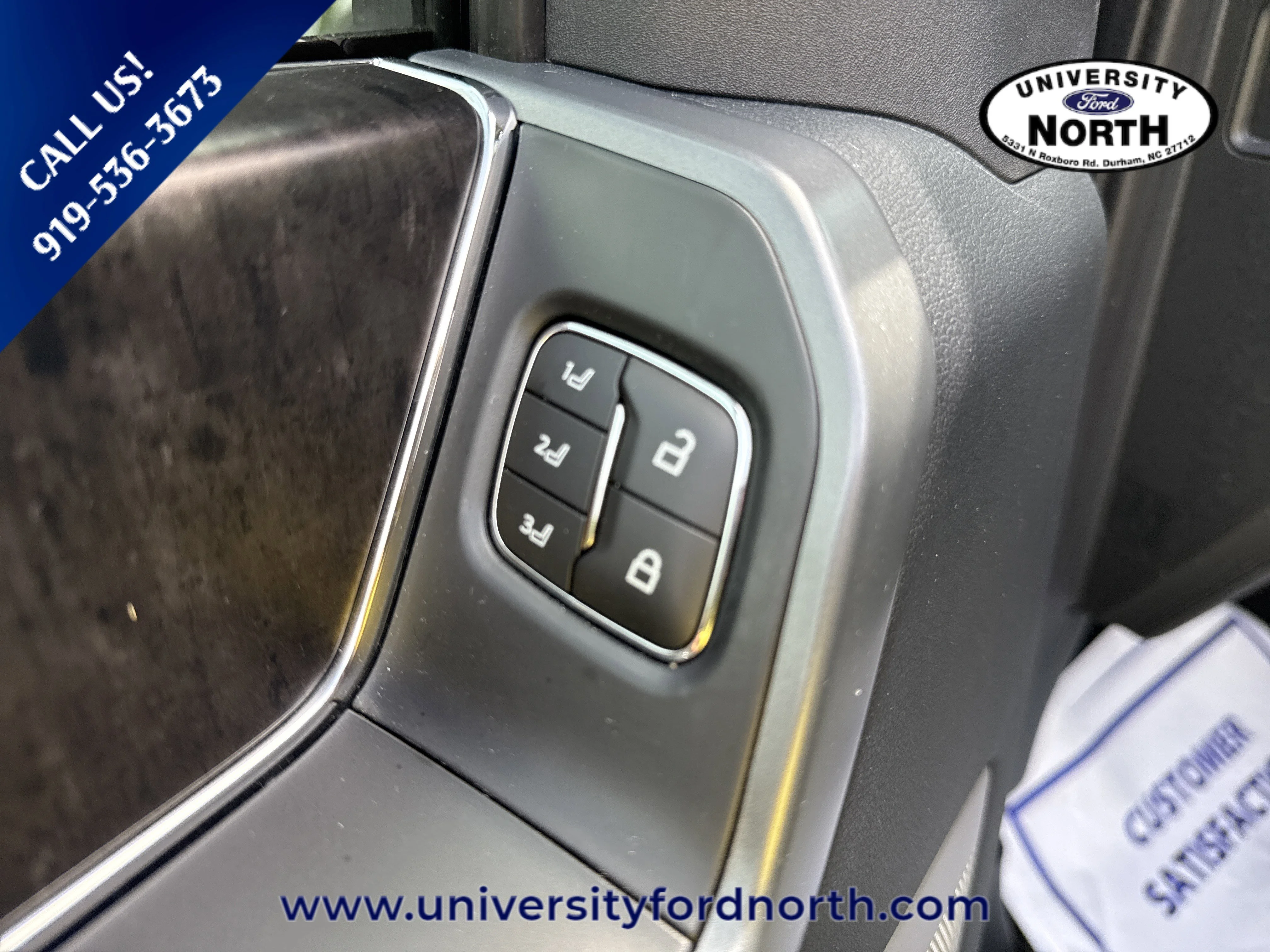 Used 2023 Antimatter Blue Metallic Ford LARIAT image 17