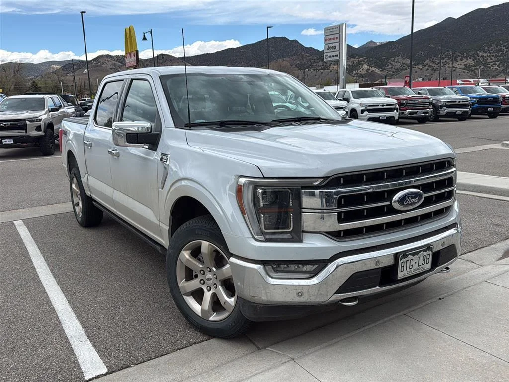 Used 2022 Space White Ford LARIAT image 2