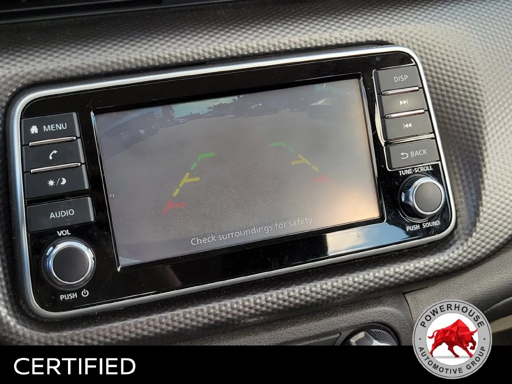 Used 2020 White Nissan S image 25