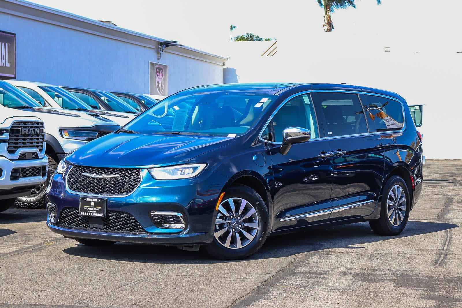 2023 Chrysler Pacifica Hybrid Limited