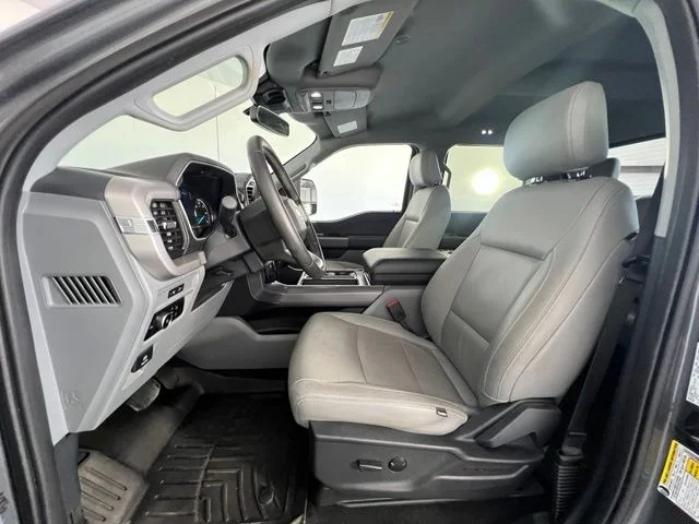 Used 2023 Gray Ford XLT image 11