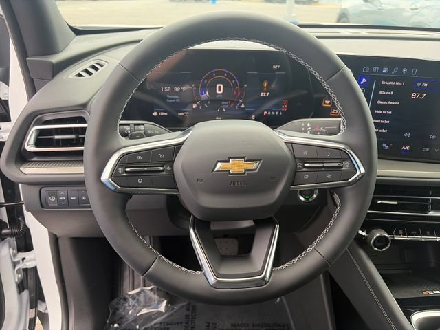 New 2027 Summit White Chevrolet LT image 25