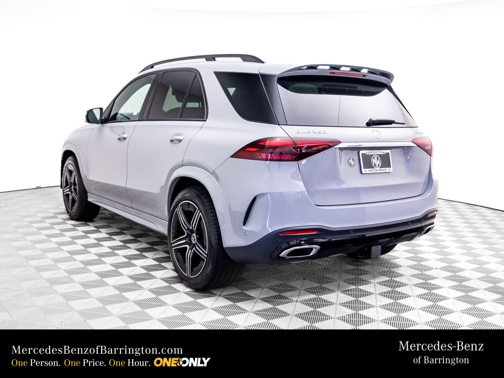 New 2026 MANUFAKTUR Alpine Grey Mercedes-Benz GLE 350 image 3