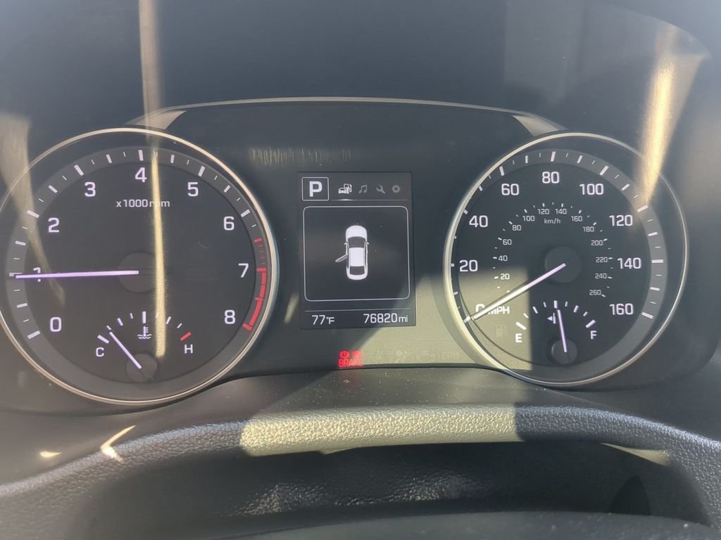 Used 2017 Electric Blue Metallic Hyundai Limited image 16