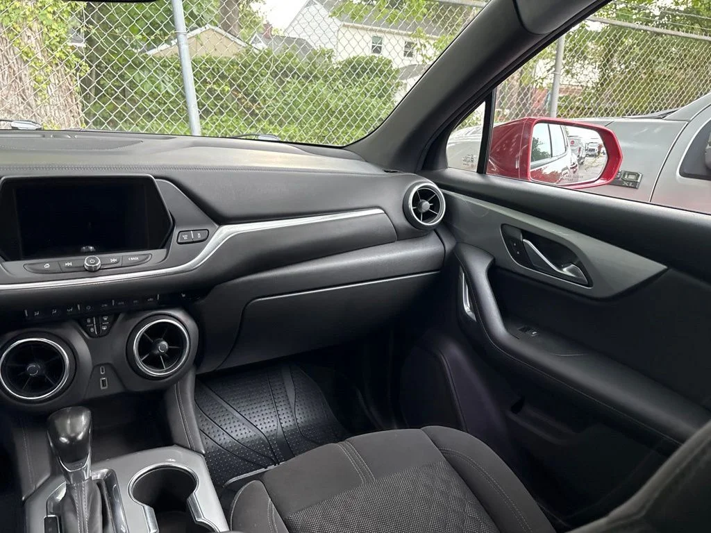 Used 2019 Red Chevrolet Base image 11