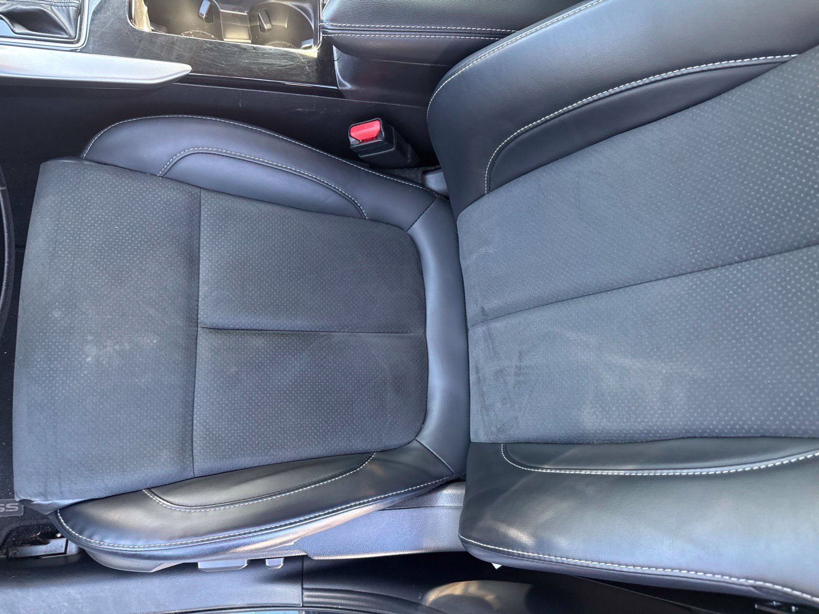 Used 2025 Black Mitsubishi Black Edition image 6