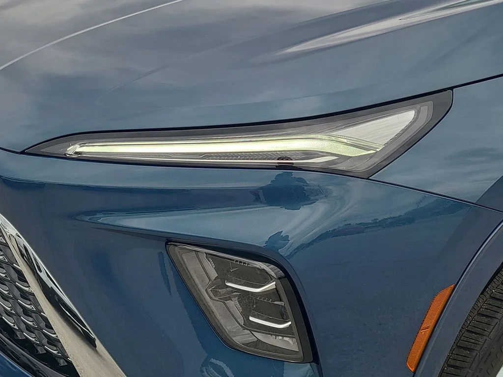 New 2026 Ocean Blue Metallic Buick Avenir image 25