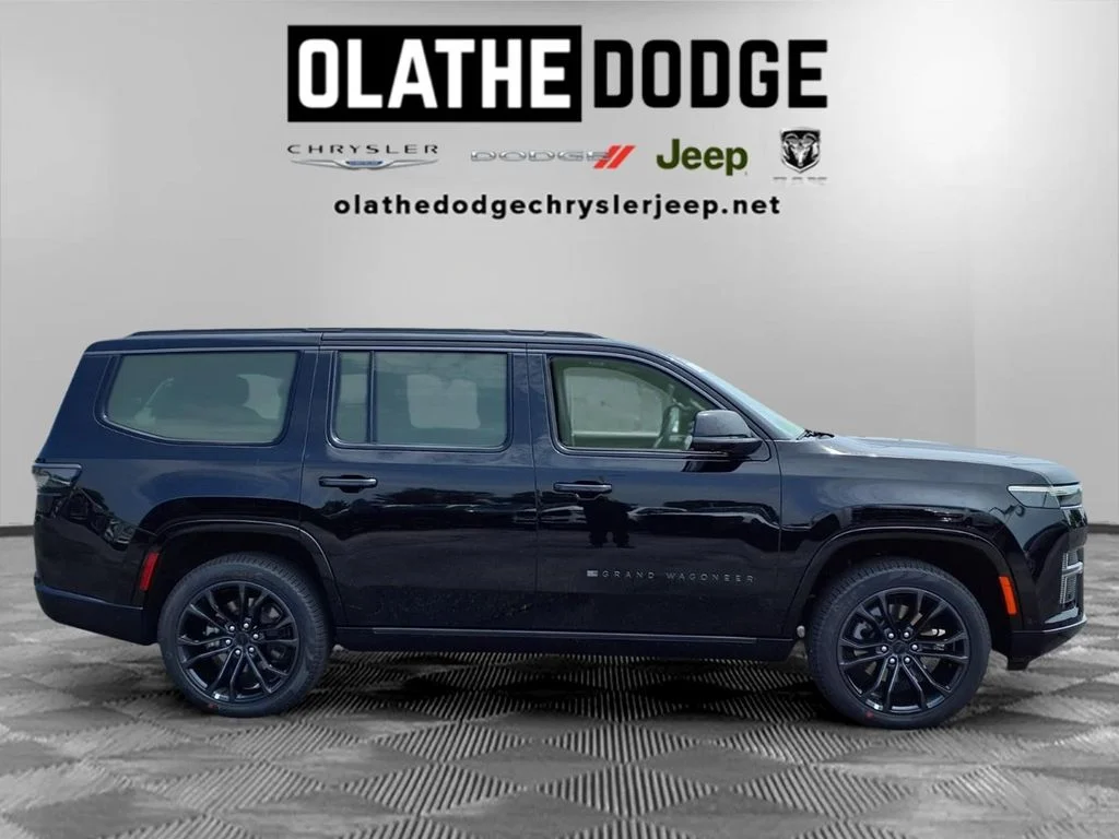 New 2026 High Gloss Black Exterior Paint Jeep Summit Reserve image 29