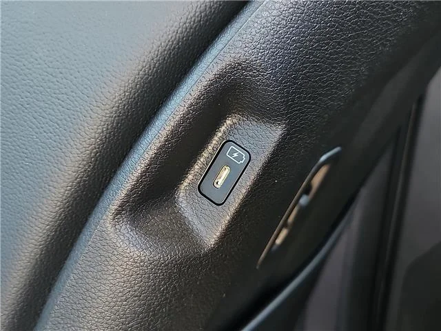 Used 2025 Gravity Gray KIA EX Front-Wheel Drive image 15