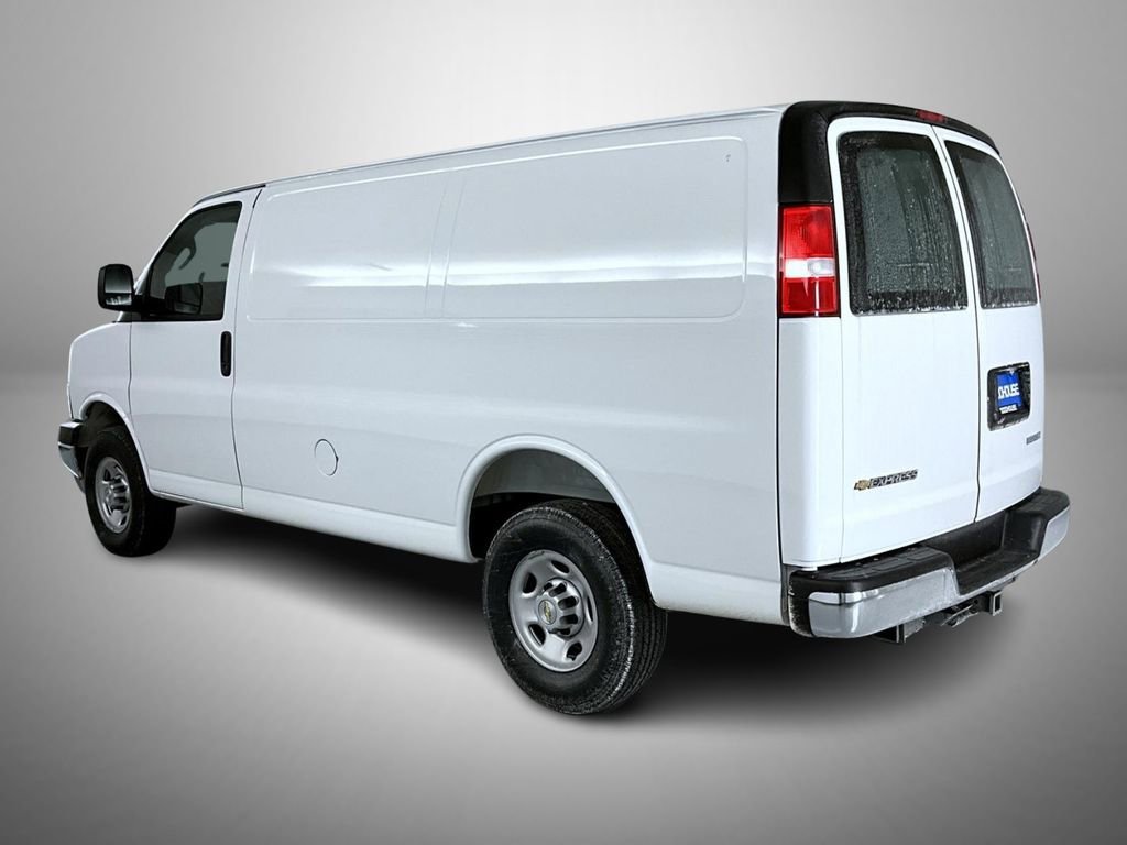 2025 Chevrolet Express Cargo Work Van - Photo 7