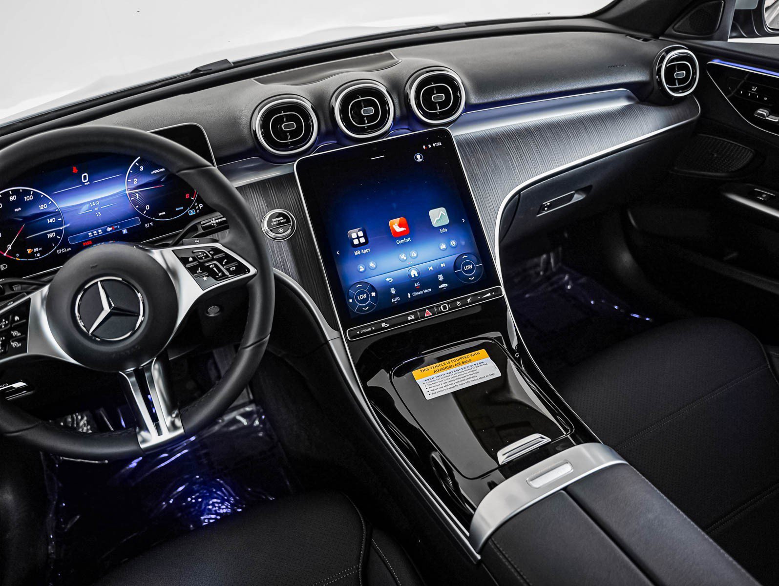 New 2026 MANUFAKTUR Alpine Grey Mercedes-Benz C 300 image 17