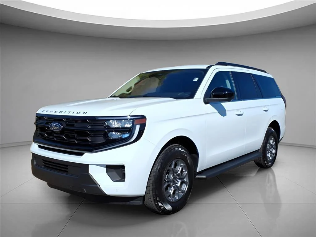 2025 Ford Expedition Active 4x4's photo