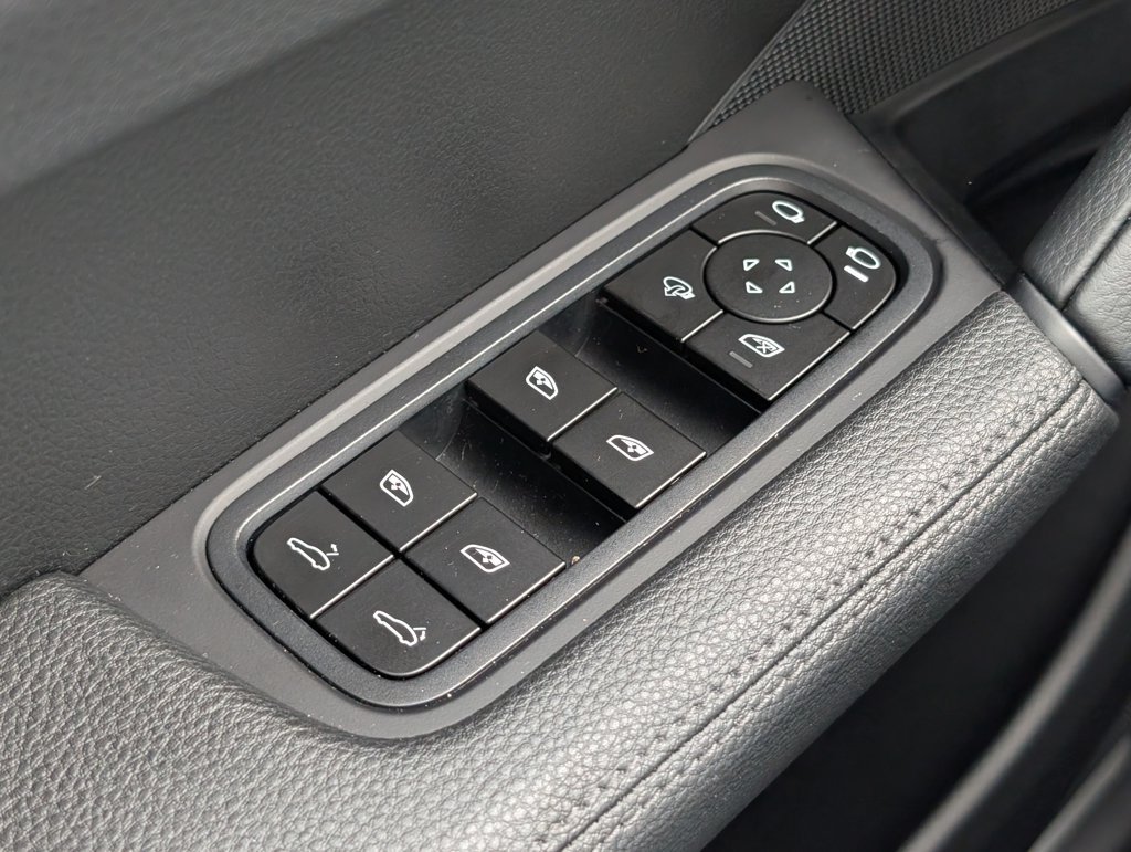 2025 Porsche Cayenne Coupe Base - Photo 29