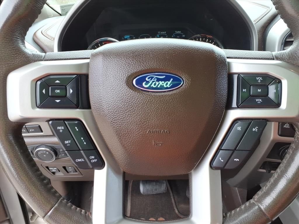 Used 2018 White Platinum Clearcoat Metallic Ford King Ranch image 19