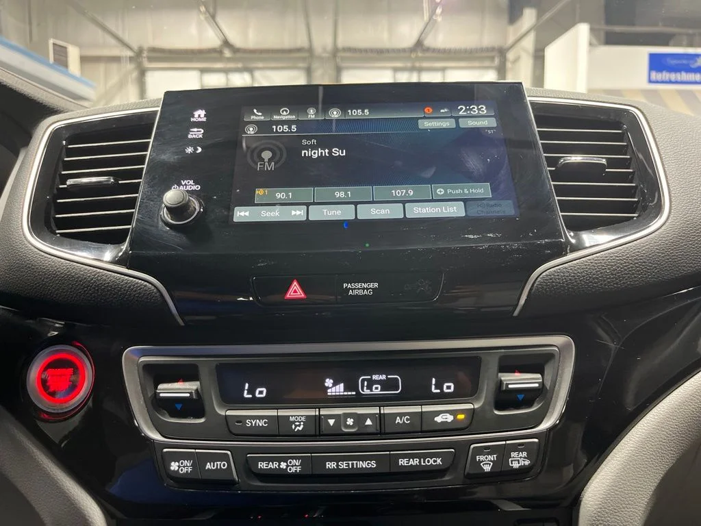 2021 Honda Pilot Touring - Photo 25