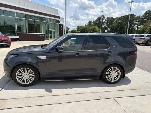 Used 2020 Black Land Rover HSE Luxury image 5