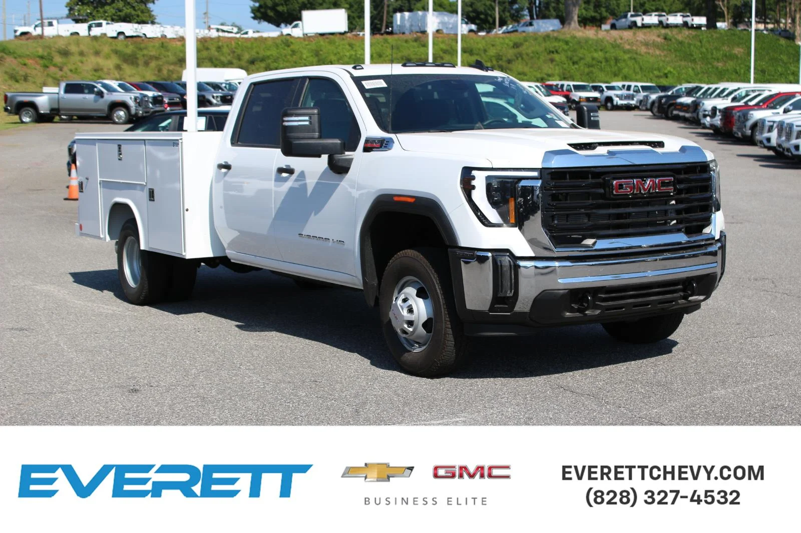 New 2026 Summit White GMC Pro image 1