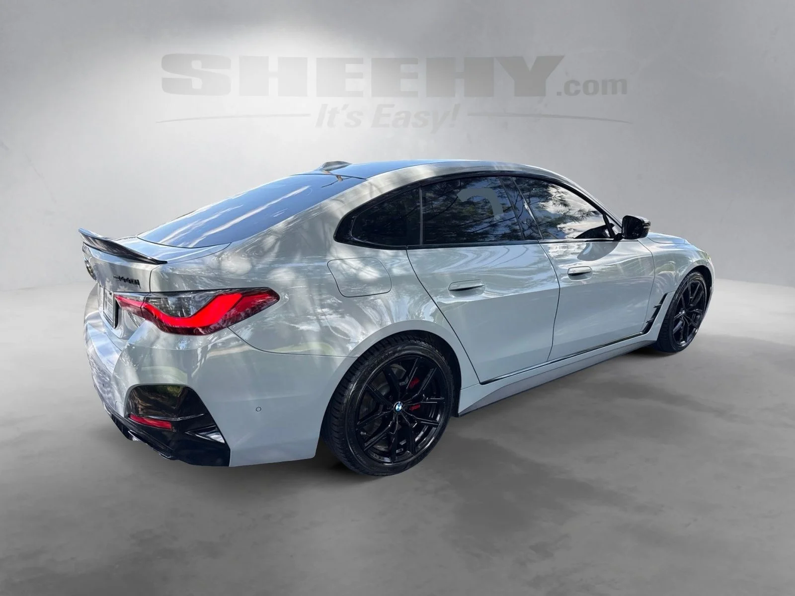 Used 2024 Gray BMW M440i xDrive image 10