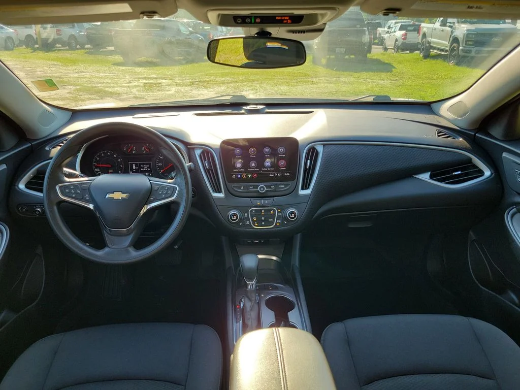 Used 2024 Mineral Gray Metallic Chevrolet LT image 26