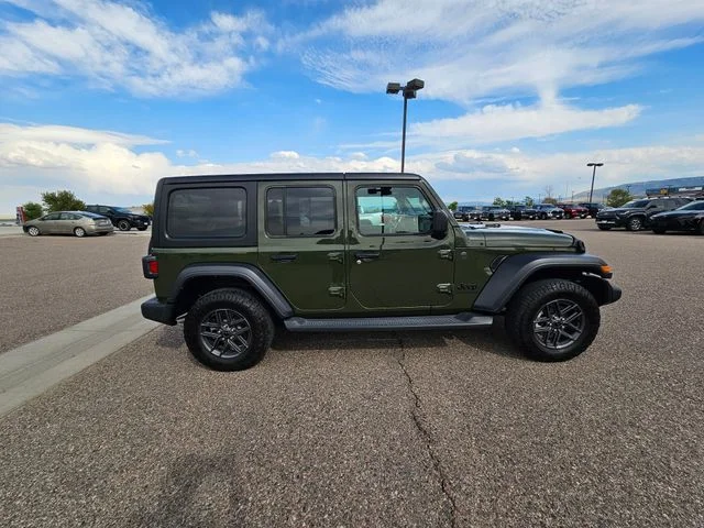Used 2024 Green Clearcoat Jeep Sport S image 4
