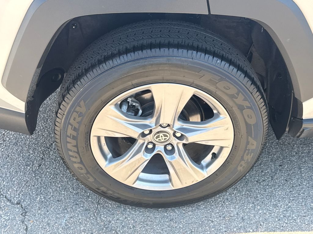 Used 2024 Silver Toyota XLE image 39
