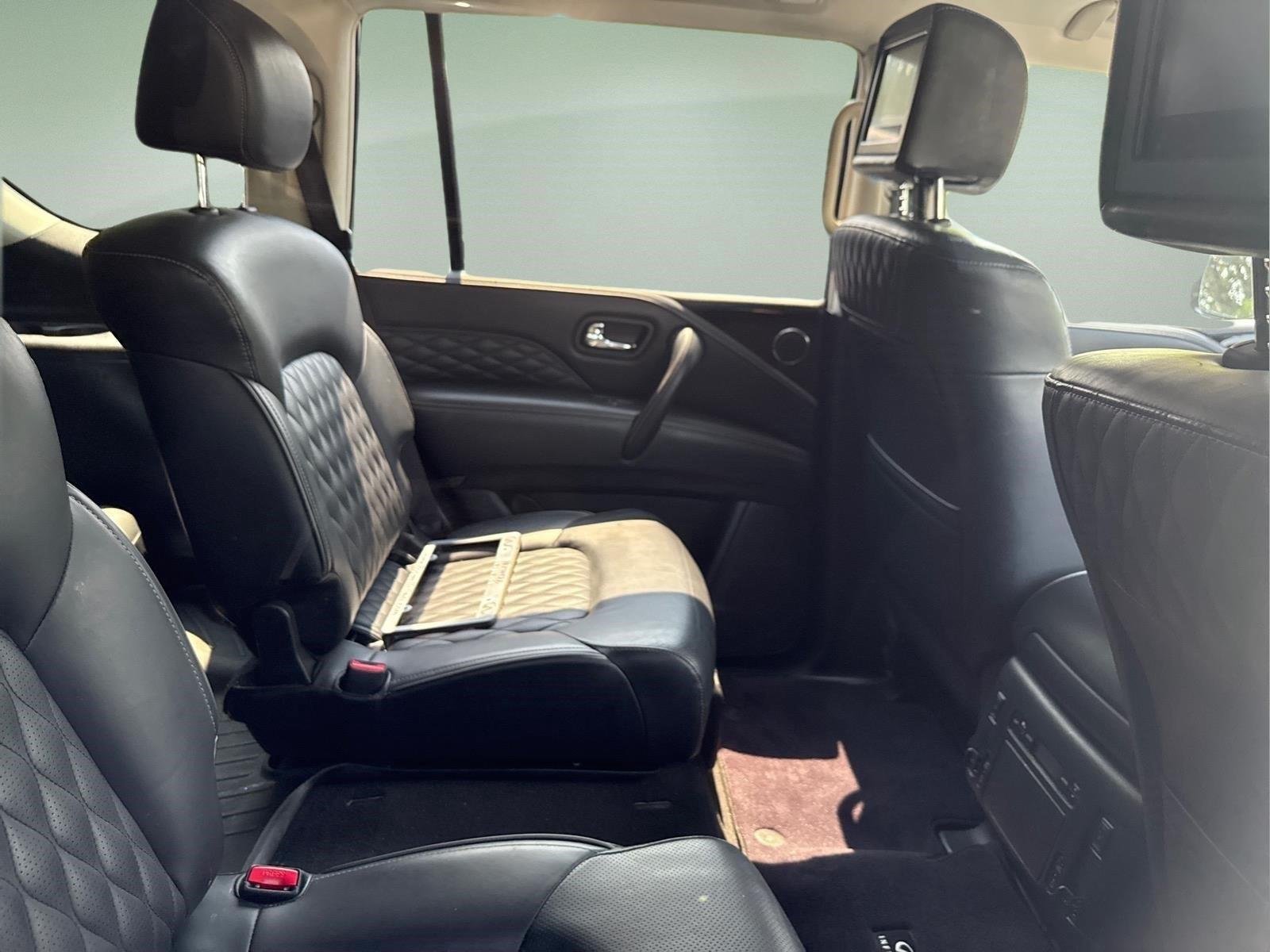 Used 2019  INFINITI  image 15